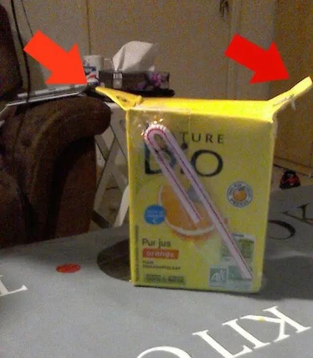 The folds on the top of a milk box act as handles, helping children hold and drink more easily without squeezing the carton.