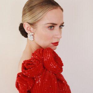 From Stuttering to Stardom: How Emily Blunt Conquered Hollywood and Became a Global Icon!
